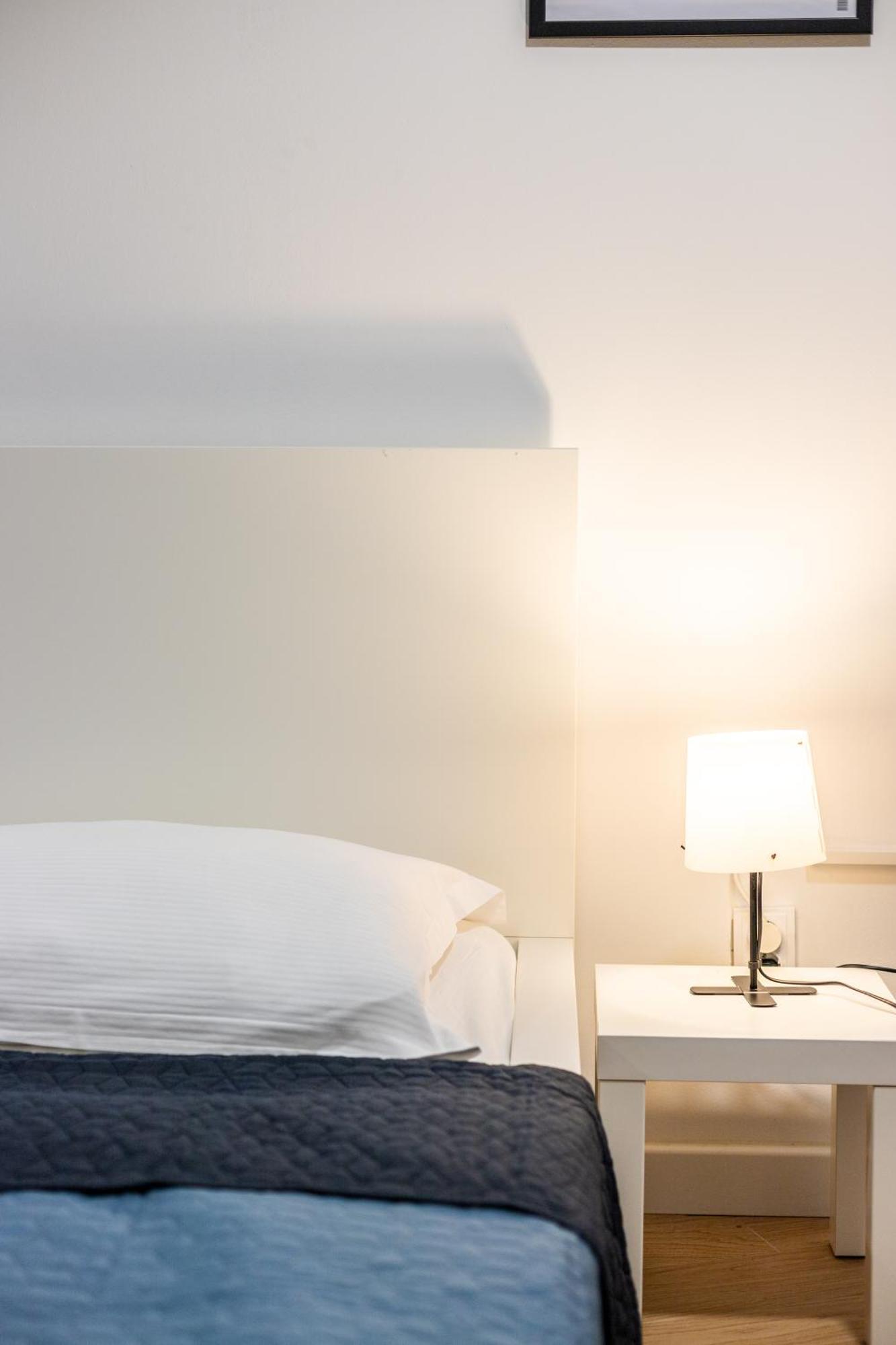 Zeus Downtown Apartment Split